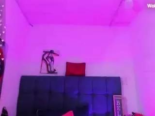 samanta-pink from CamSoda
