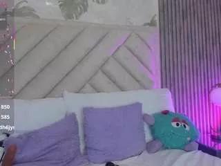 samanthaduque1 from CamSoda