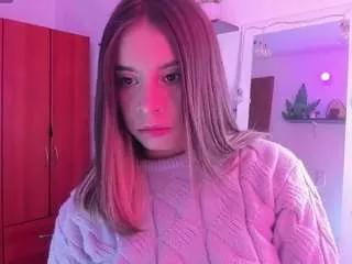 saralolo420 from CamSoda is Freechat