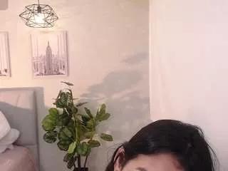 sassy-girl from CamSoda