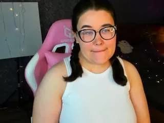 tara-torres from CamSoda
