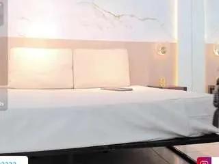 Valirya-devote from CamSoda