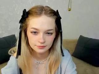 vialeta-baby from CamSoda is Freechat