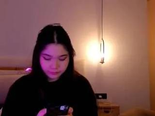 Yummym from CamSoda