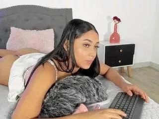 zaracampbell from CamSoda