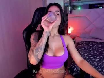 _kinkyalexa_ from Chaturbate