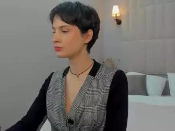 Adeline_perle from Chaturbate