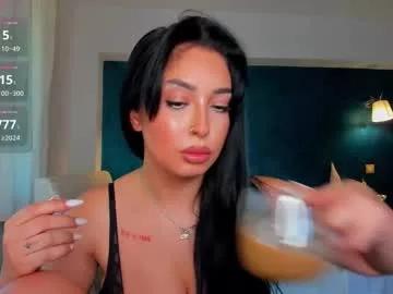 Awesome_jolie from Chaturbate