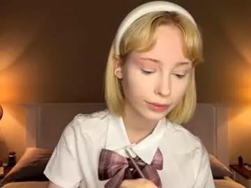 Bella_gasp from Chaturbate