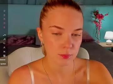 Bella_stewartt from Chaturbate