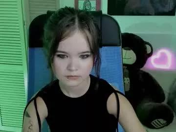Elainebeness from Chaturbate