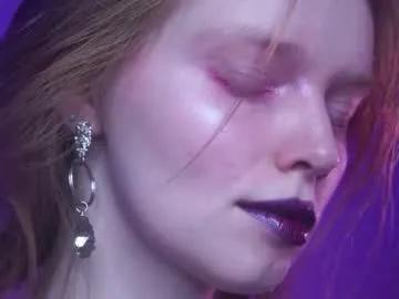 Ginger_hugs from Chaturbate