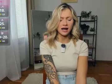 Glossybabe_ from Chaturbate