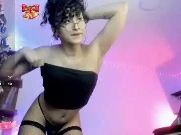 Heka_prudence from Chaturbate