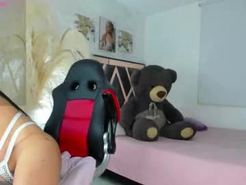 hollyprincess_2 from Chaturbate