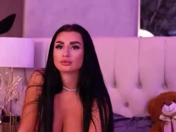 Isabellehunt from Chaturbate