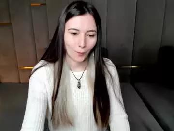 Ishtardivine from Chaturbate
