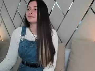 Ishtardivine from Chaturbate