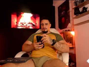 Kingbear777 from Chaturbate