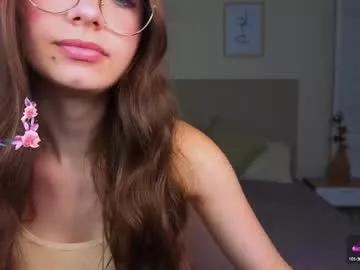 l1ttle_angel__ from Chaturbate