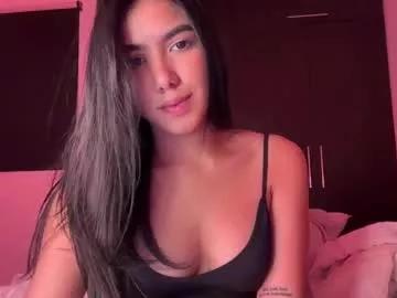 Latinella from Chaturbate