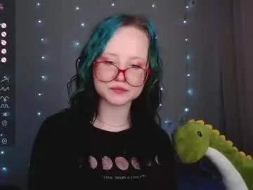 Lilhornyprincess from Chaturbate