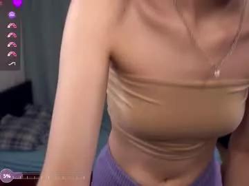 Loradarter from Chaturbate
