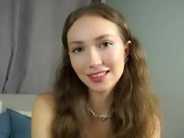 Loriamarzinske from Chaturbate