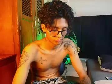 Massimo_alessandro from Chaturbate
