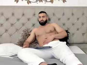 Maxstrong01 from Chaturbate