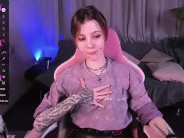 Miravelle from Chaturbate