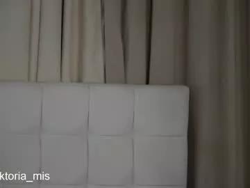 Miss_viktoria from Chaturbate
