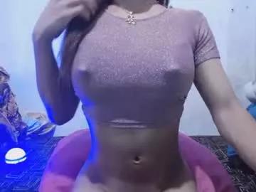 Pretty_lady_kitty from Chaturbate