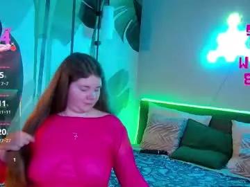 Rubyvalen from Chaturbate