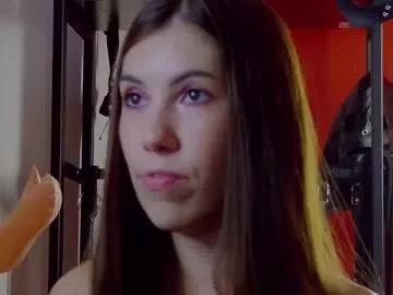 Sellashine from Chaturbate