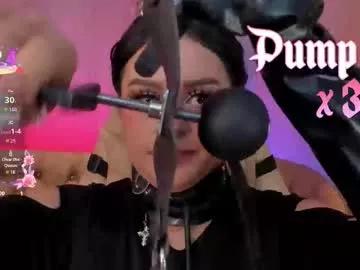 soffiqueen from Chaturbate