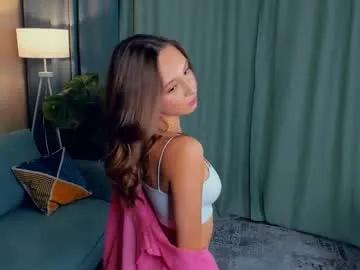 Tessiekhanponaphan from Chaturbate