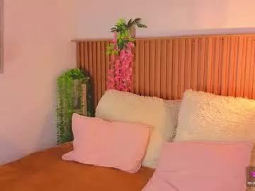 Vicky_bass from Chaturbate