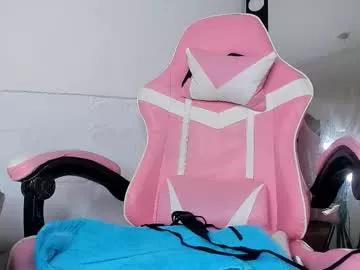 Victoriia_hall from Chaturbate
