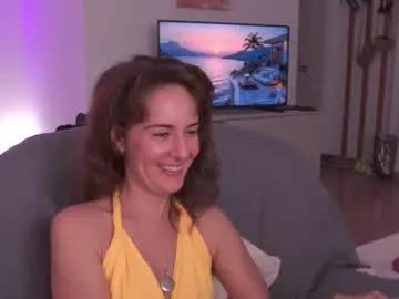 Witch_in_silk from Chaturbate