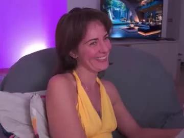 Witch_in_silk from Chaturbate