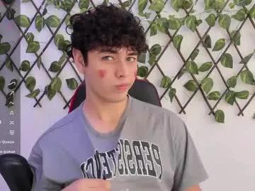 Xhans17 from Chaturbate