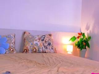 ada_di from Flirt4Free is Freechat