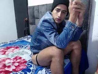 adams_thomso from Flirt4Free