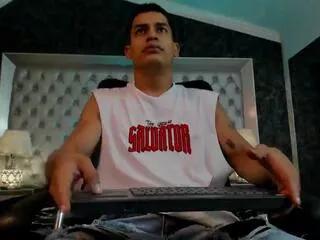 angelo_rogers from Flirt4Free is Freechat