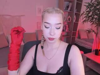 annabelle_lumi from Flirt4Free