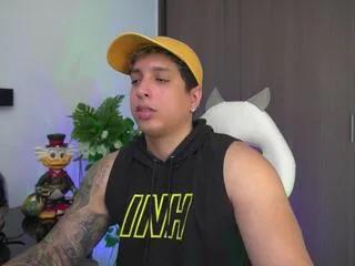 Appolo_cavill from Flirt4Free