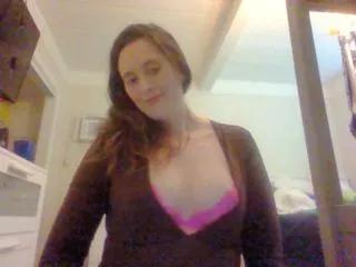 bambi_paige from Flirt4Free