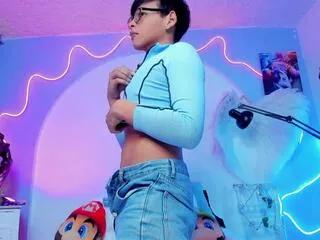 benny_alvarez from Flirt4Free