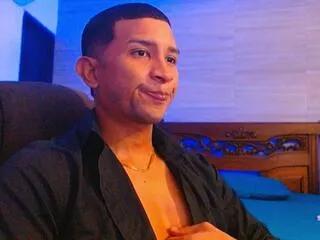 Cameron_fred from Flirt4Free